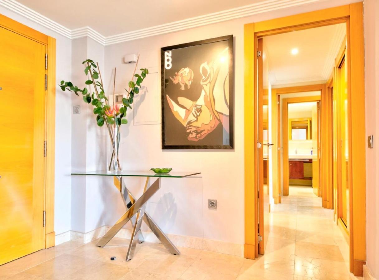 Mediterranean Swing - Acosta 4, Padierna Apartment *