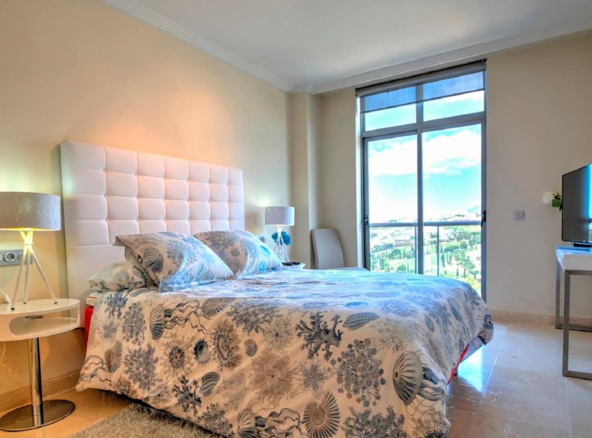 Mediterranean Swing - Acosta 4, Padierna Apartment Estepona